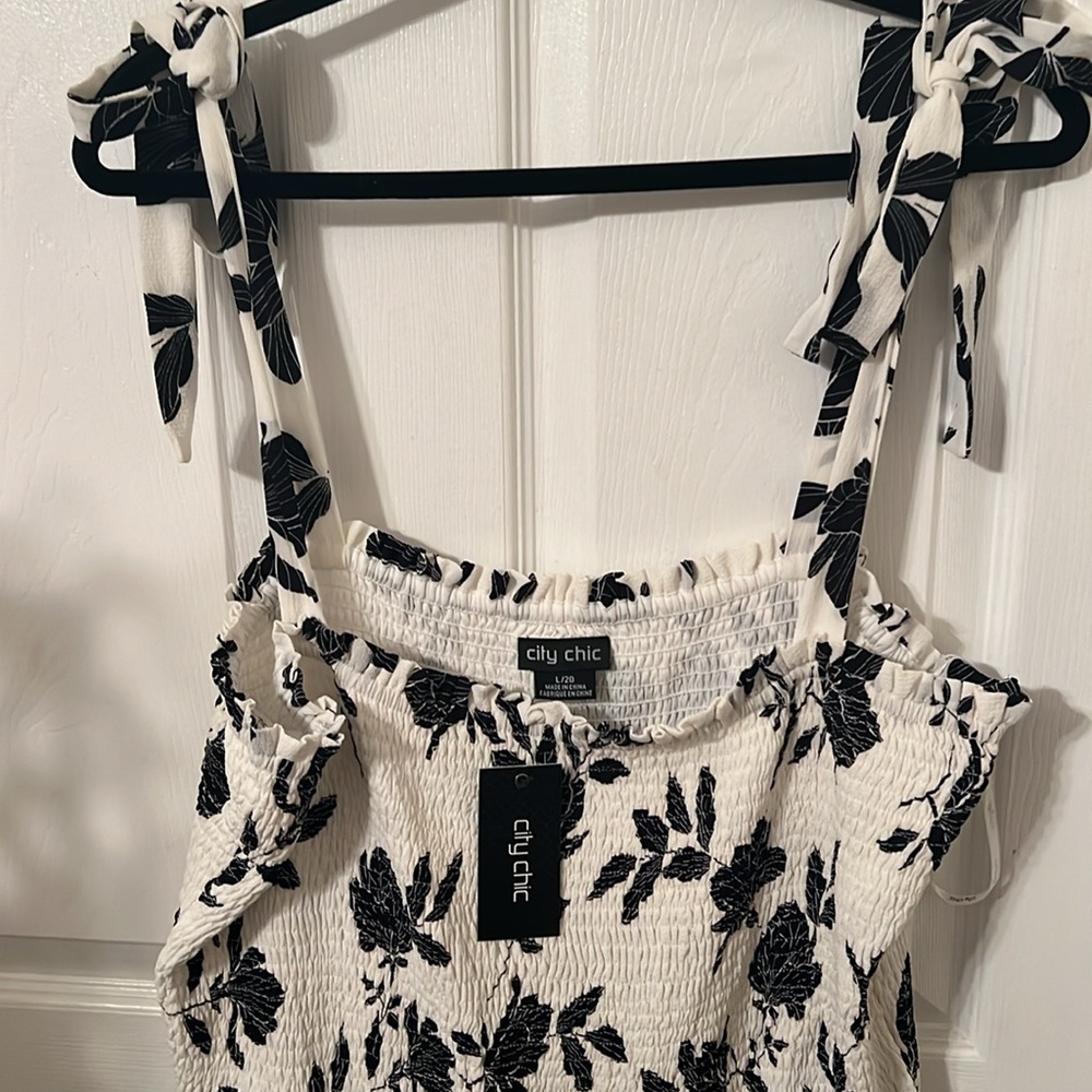 Off white and Black Sun dress with shoulder ties - Picture 6 of 6
